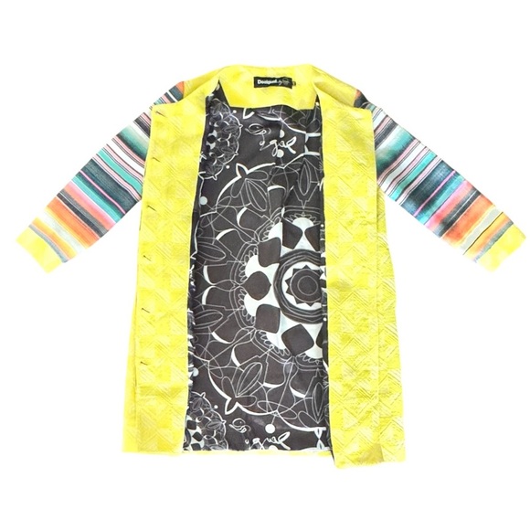 Desigual X Christian Lacroix Women’s yellow Colorful button woven Coat Sz 40 (M) - Picture 6 of 8